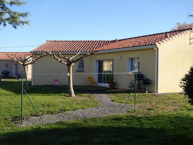 Maison 4 pièces REALMONT — photo du bien