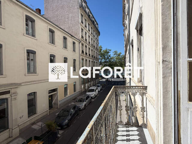 Appartement Lyon 3 pièce(s) 70.41 m2 — photo du bien