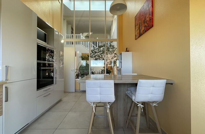 MAISON D'ARCHITECTE D'EXCEPTION AVEC VUE PANORAMIQUE, PISCIN — photo 5