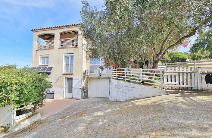 AJACCIO Villa Duplex T3 + T2 vue mer — photo 2