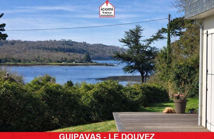FINISTERE - Guipavas (29490) - A VENDRE - PROPRIETE T7 DE 250 M² SUR 4000M² DE TERRAIN - VUE MER - TERRAIN ARBORE - SUITE EN RDJ - CALME ET QUIETUDE - RARE — photo 2