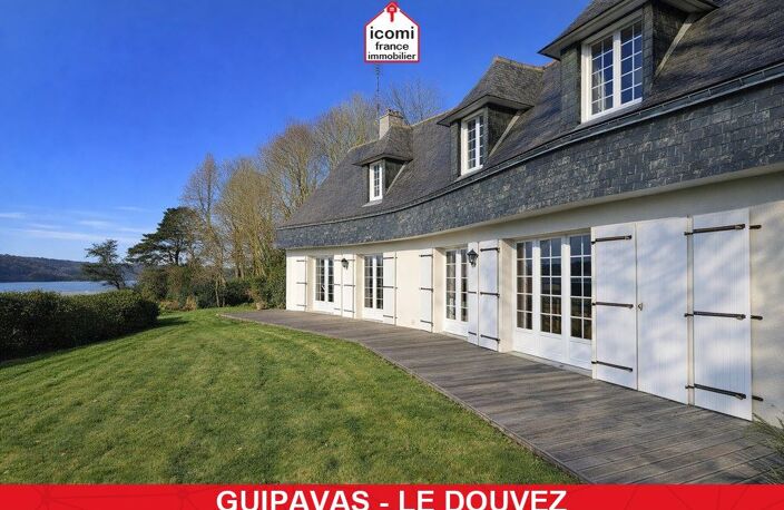 FINISTERE - Guipavas (29490) - A VENDRE - PROPRIETE T7 DE 250 M² SUR 4000M² DE TERRAIN - VUE MER - TERRAIN ARBORE - SUITE EN RDJ - CALME ET QUIETUDE - RARE — photo 3