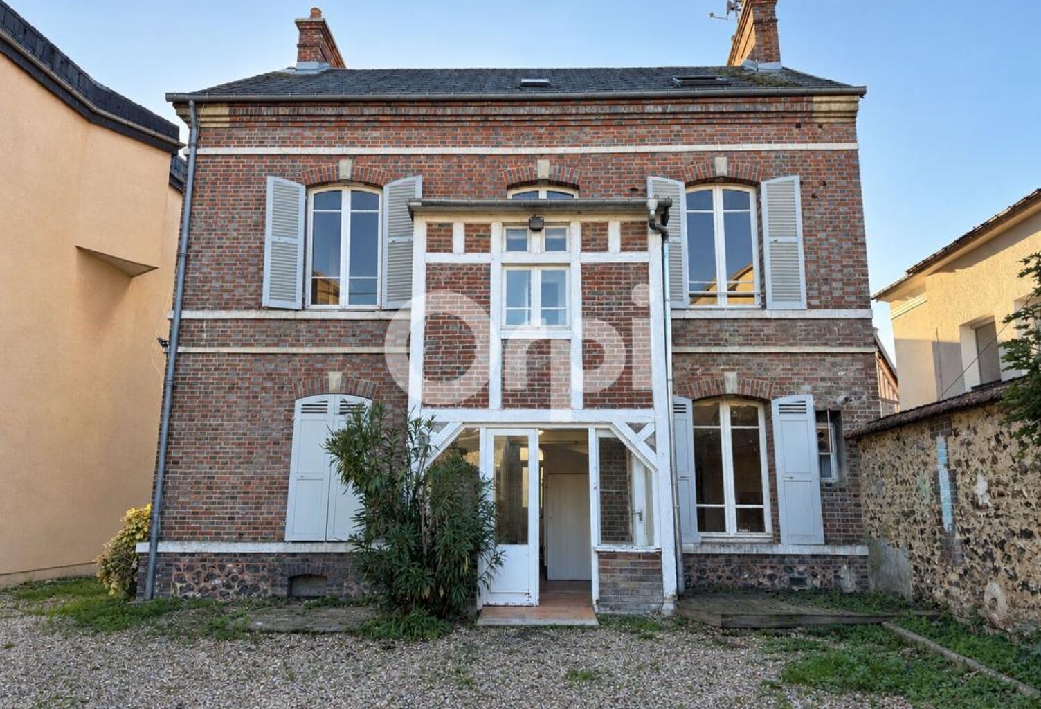 Maison de plus de 200m² en hypercentre d'Évreux — photo 1