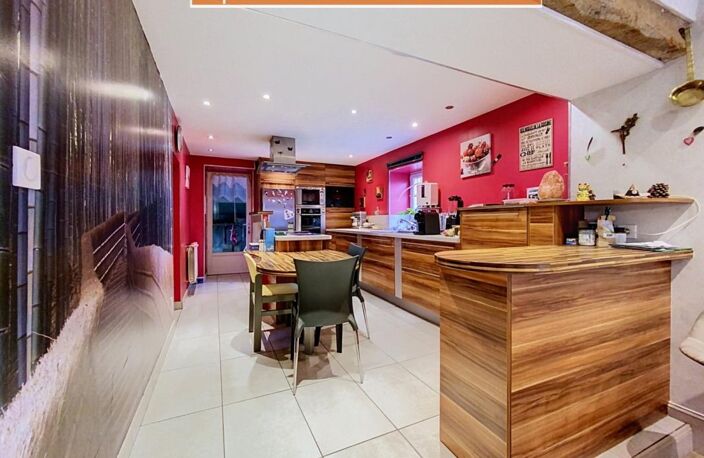 Maison ancienne restaurée, 6 pièces, 299 000 € La Chapelle de Guinchay — photo 3