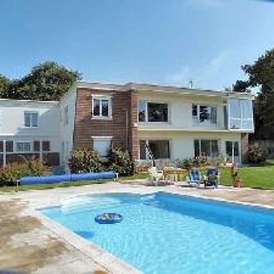 Maison 9 pièces 698000 €