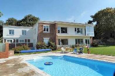 Maison 9 pièces 698000 €