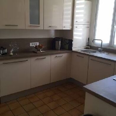 Appartement 3 pièces 111000 €