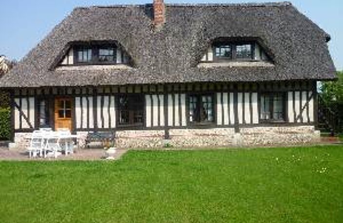 Vente maison 4 pièces 140 m² Saint-Vincent-Cramesnil (76430) — photo 2