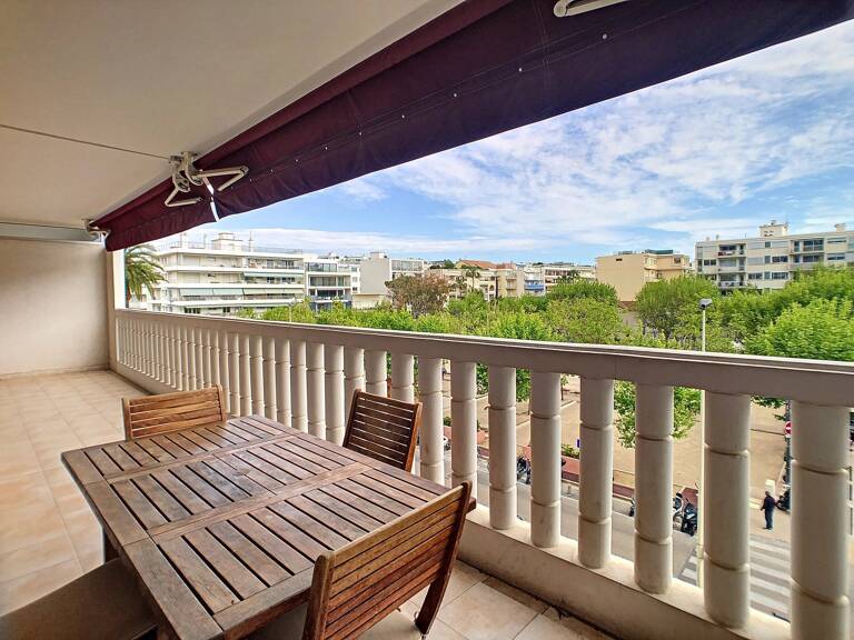 Cannes - Palm Beach - 3P Place de l'Etang — photo 1