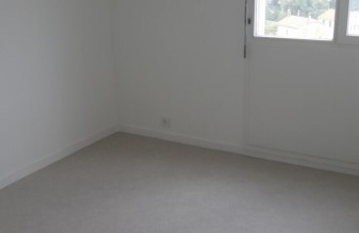Location appartement 4 pièces 90 m² à Montpellier (34000) — photo 4