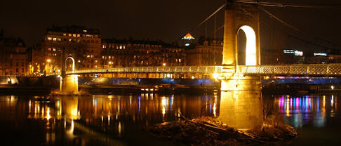 Immobilier à Lyon 4e (69004) le charme villageois de la Croix-Rousse, entre patrimoine, douceur de vivre et identité forte