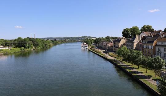 Immobilier à Mantes-la-Jolie (78200) : entre renaissance urbaine et attractivité du Grand Paris Ouest