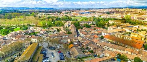 Immobilier Aude (11) : prix au m², villes, tendances 2026