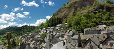 Immobilier dans le Cantal : prix, tendances et projets de vie (15)