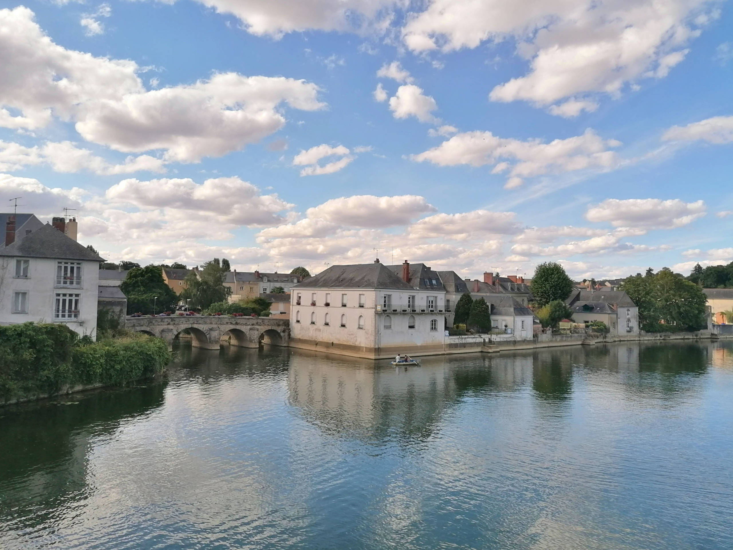 Immobilier Sarthe (72) : prix, tendances et villes clés 2026