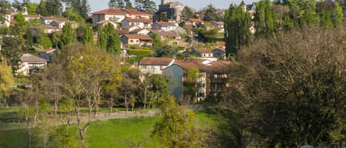 Lentilly en 2026 : la transition verte entre ouest lyonnais et Beaujolais résidentiel