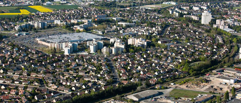 Quelle est la situation du marché immobilier à Luce ?