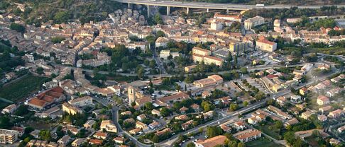 Quelles sont les spécificités du marché immobilier à Le Luc ?